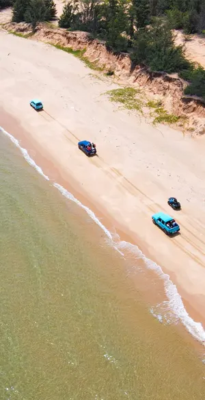 Tour Jeep Ven Biển